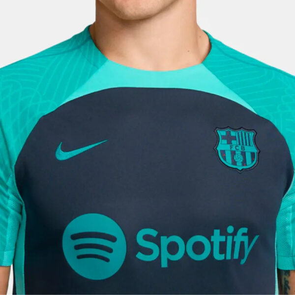 Camiseta Entrenamiento FC Barcelona 23/24 - Image 6