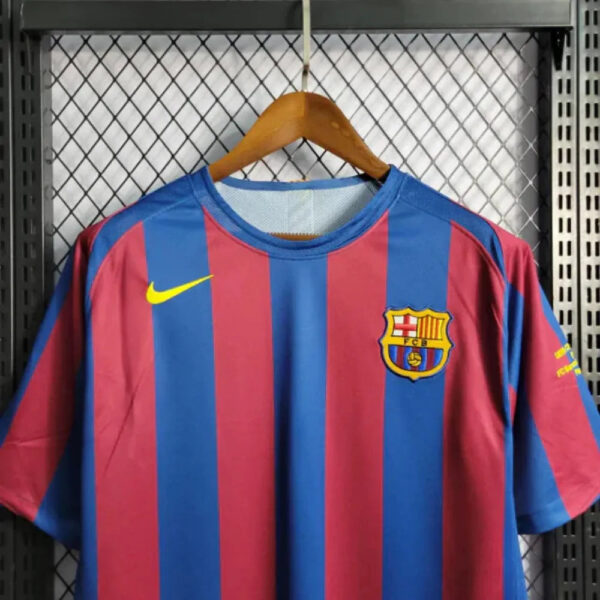 #10 RONALDINHO Camiseta Retro Primera 2006/07 - Image 4